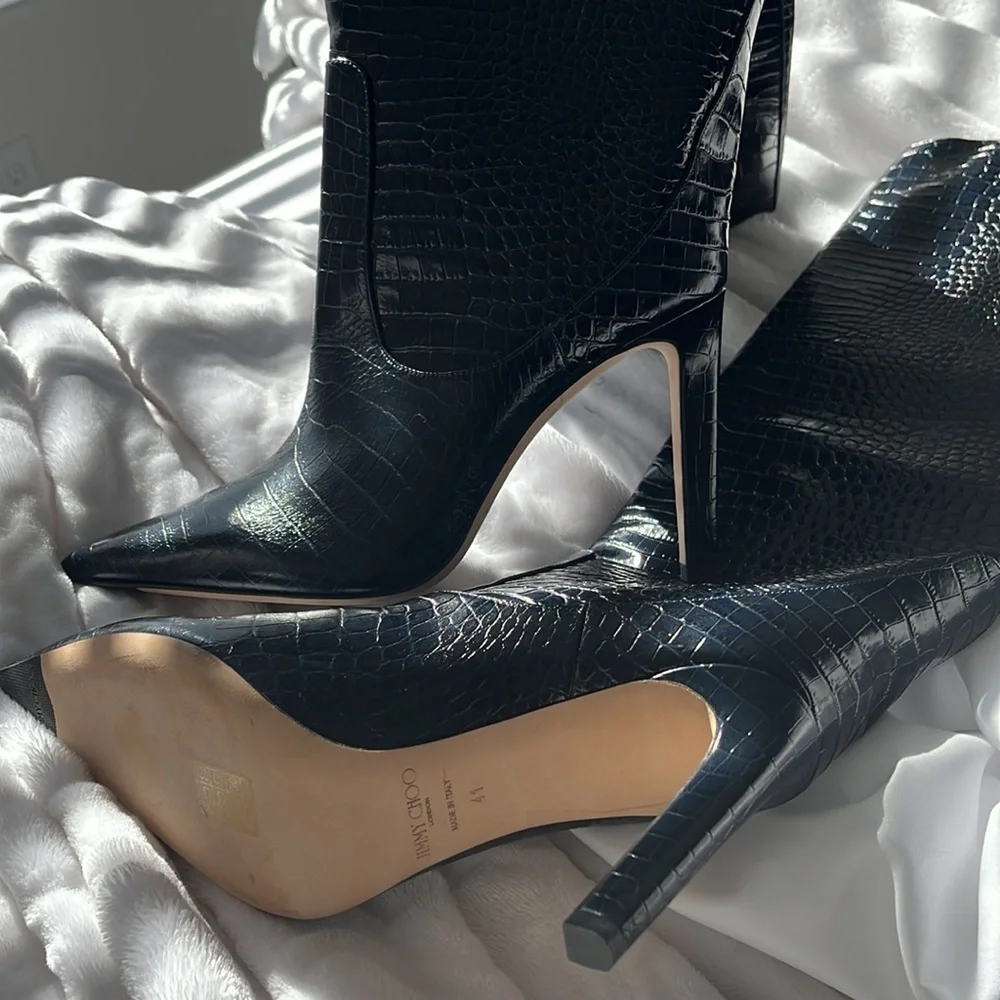 New Jimmy Choo Blue Mavis 100 Navy Croc Embossed Leather Knee High Boots - Picture 2 of 8